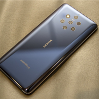 厂商不堆多摄了！Omdia：智能手机摄像头数量持续下降