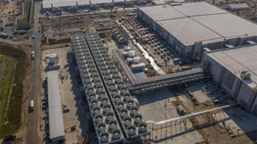 首座“全球最强AI数据中心”刚落成 微软又要砸40亿建2.0