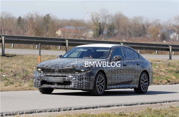 宝马放大招:两年砸出40款新车,刷新豪华车“上新速度”