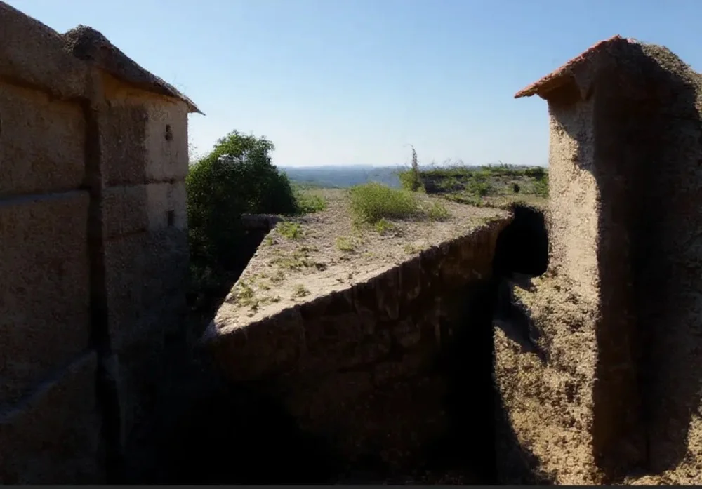 世界上第一张照片，被AI“修复”成了科幻片