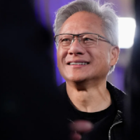 英伟达黄仁勋：已投资马斯克xAI 后悔没更早投资OpenAI