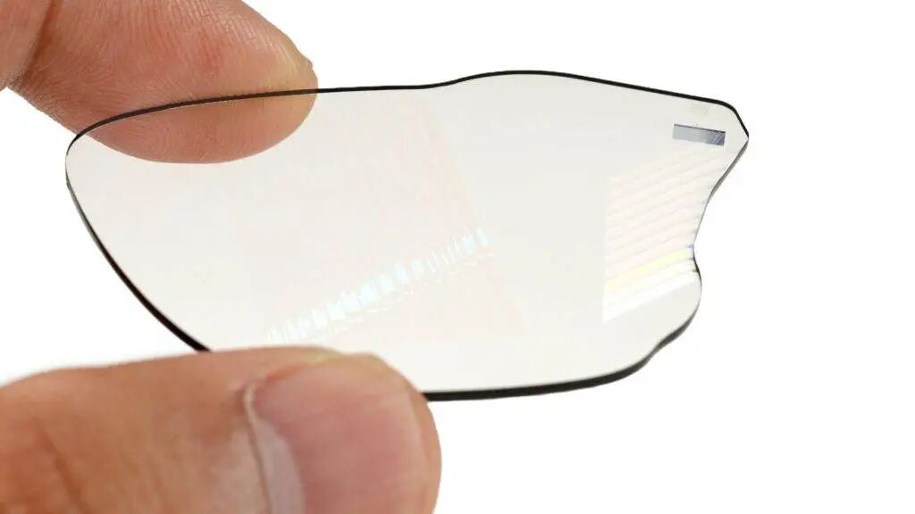 从 Meta 拆解、苹果眼镜爆料，看「不科幻但好用」的 AR 眼镜