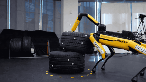 波士顿动力狗gogo回来了！五条腿