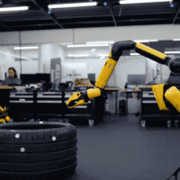 波士顿动力狗gogo回来了！五条腿