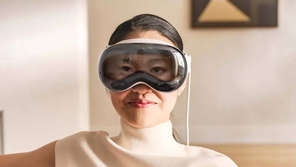 从 Meta 拆解、苹果眼镜爆料，看「不科幻但好用」的 AR 眼镜