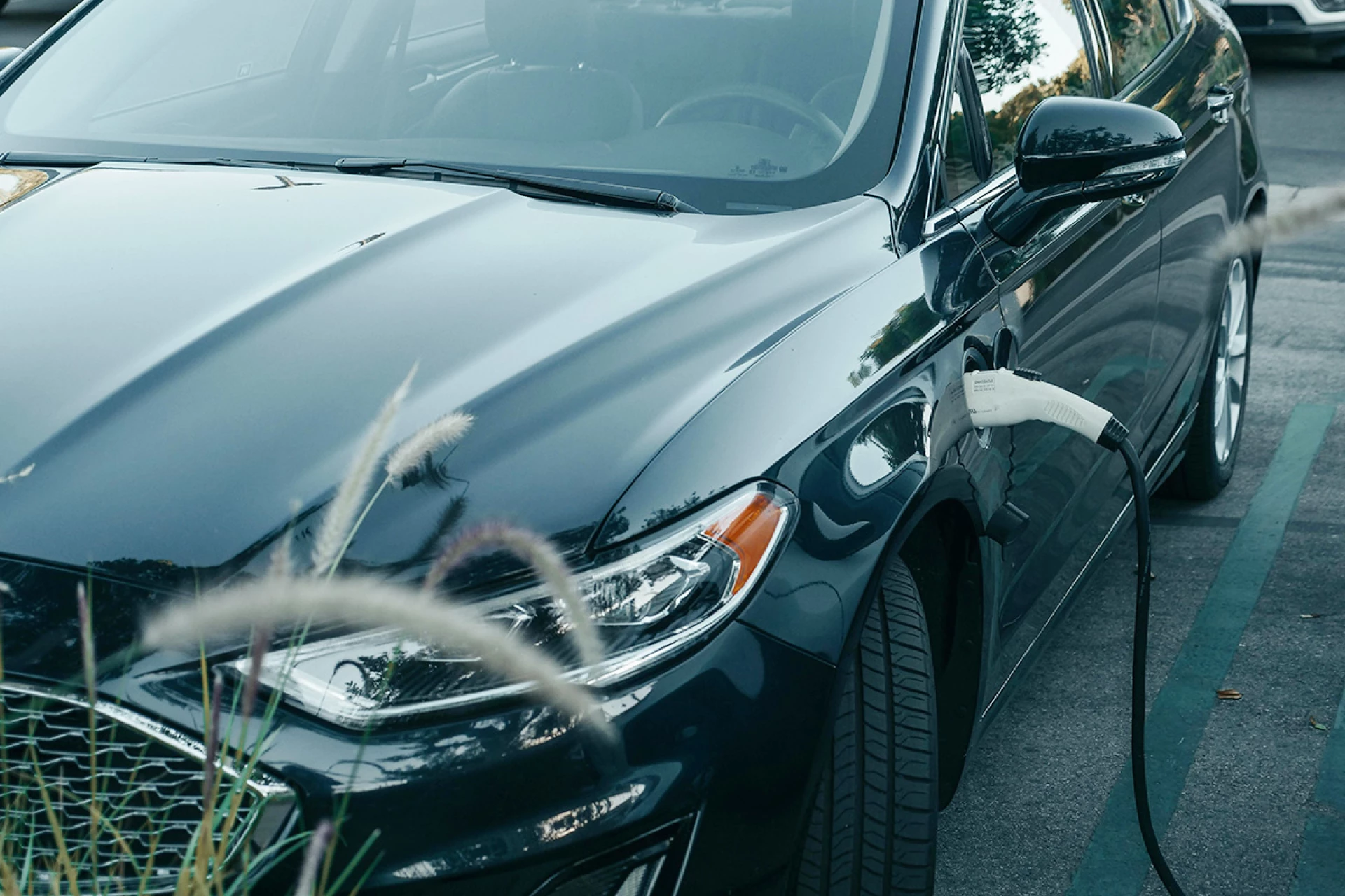 报告称插电式混合动力车污染程度几乎与汽油车相当