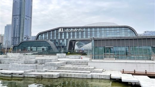 Momenta创始人预测：辅助驾驶竞争将在2026年结束 国内3家会胜出