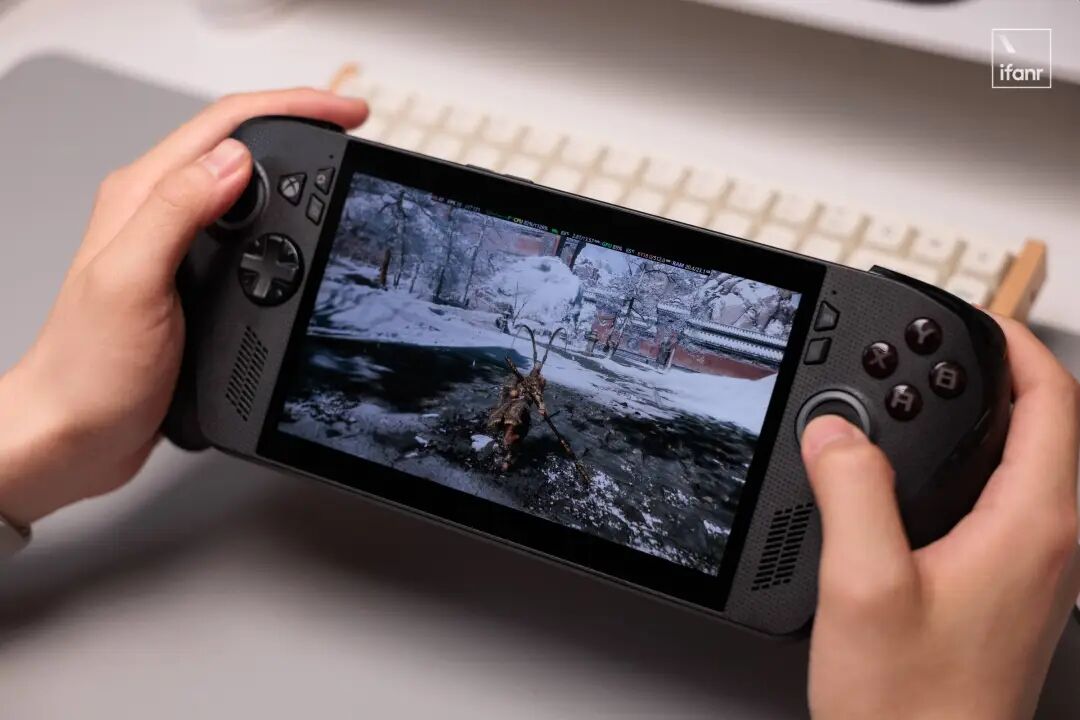 ROG XBOX 掌机 X 体验：不是真「原生」 XBOX 掌机，但已经很棒了