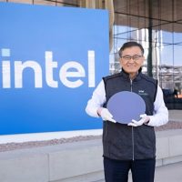 Intel吹响反击号角！PC势头强劲 Panther Lake重磅登场