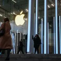 苹果第四财季净利润同比增长86% 中国区收入再度下滑