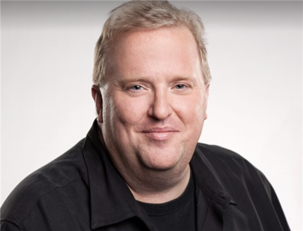 在NVIDIA 直接向黄仁勋汇报的：只有这36个人