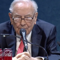 巴菲特或于第三季度再次减持伯克希尔持有的苹果股票