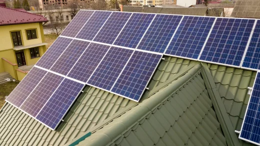 澳大利亚政府承诺该国居民将获每日三小时免费太阳能电力