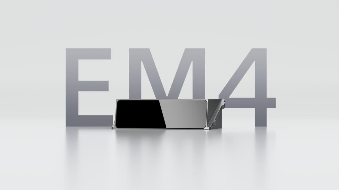 奔驰向下，国产车企向上