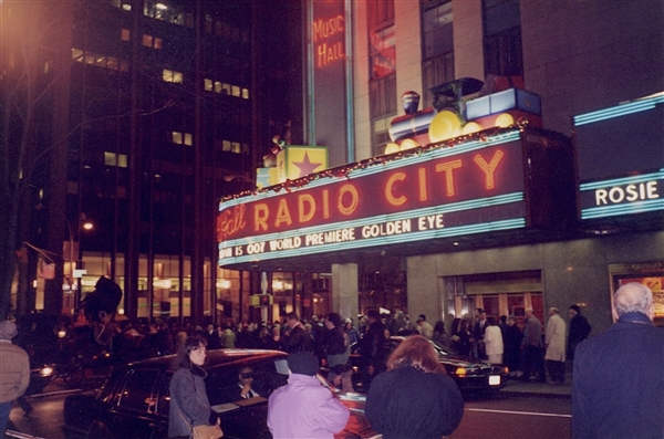 《黄金眼》三十周年