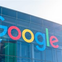 Gemini 3获盛赞 谷歌股价一度涨近7% 创历史新高