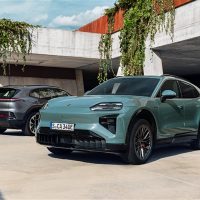 1156马力最强动力保时捷！新款卡宴纯电版官图发布