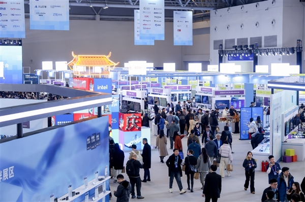 四十而立 再次雄起！Intel创新未来的“火锅哲学”