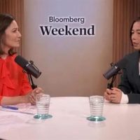 李飞飞：不要让AI把你变愚蠢！必须守住“人”的主导权