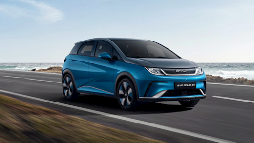 特斯拉在欧洲跌麻了！10月销量特斯拉腰斩 比亚迪翻2倍