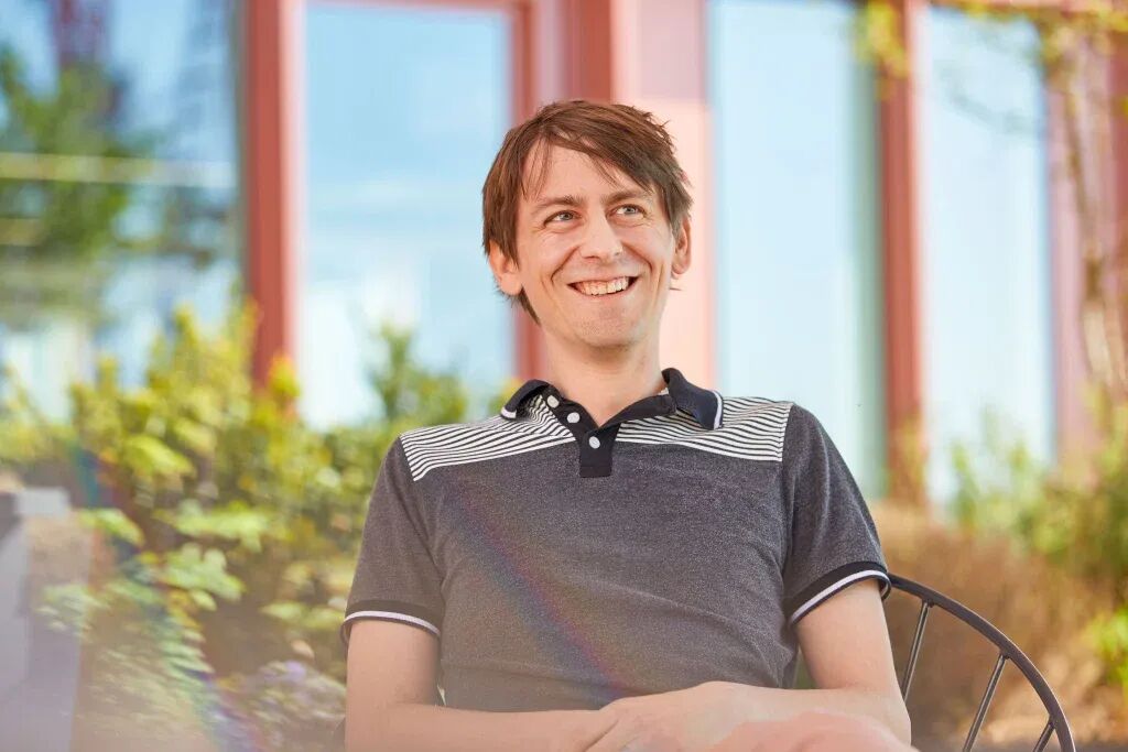 80后诺奖得主：AlphaFold下一步融合大模型