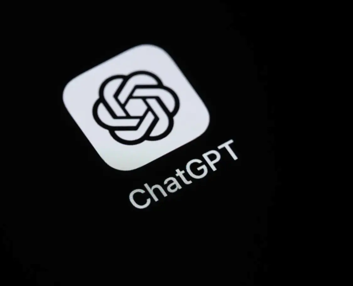 ChatGPT 三年前问世 人工智能革命由此开启