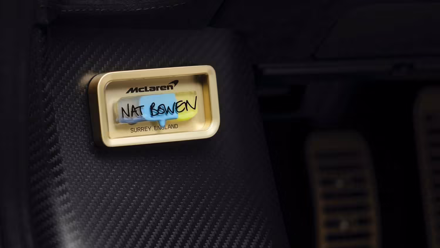 迈凯伦 750S 艺术特别版亮相:首创“色彩分层”涂装,24K 纯金车标 McLaren 750S mclaren-x-nat-bowen 3