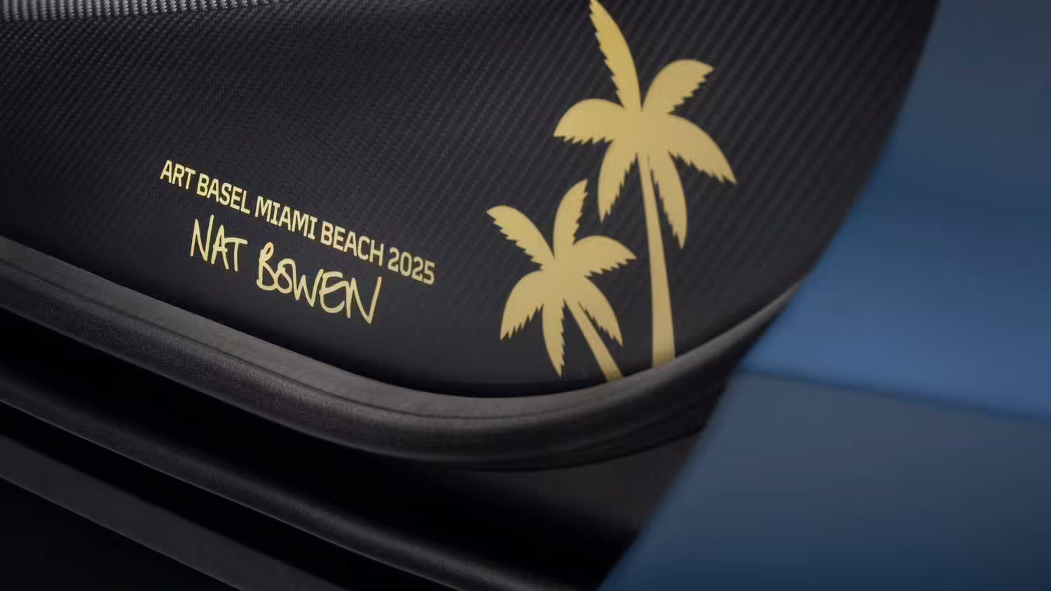 迈凯伦 750S 艺术特别版亮相:首创“色彩分层”涂装,24K 纯金车标 McLaren 750S mclaren-x-nat-bowen 2