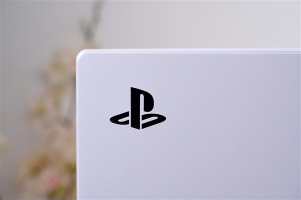 PS5首次单月销量超越Switch 2!总体销量30年最糟