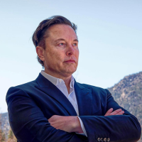 马斯克：AI将创造“全民高收入” 不必要再存钱