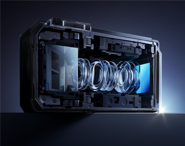 小米史上最强长焦！卢伟冰晒小米17 Ultra与友商实拍对比：高下立判