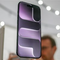 曲面屏又回来了！苹果研发四曲屏：国产厂商也在跟进