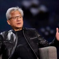 黄仁勋等英伟达高管齐发积极信号 看好公司营收比预测更加乐观